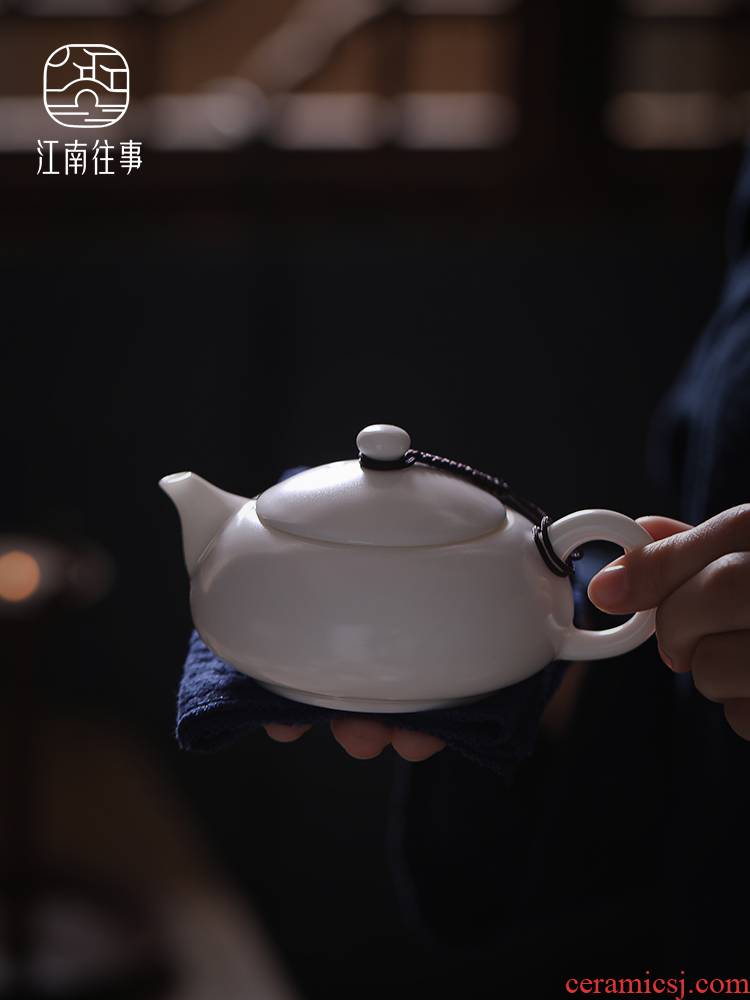 Jiangnan past Chinese white porcelain suet jade teapot ceramics single pot of kung fu tea tea pot of riches and little teapot