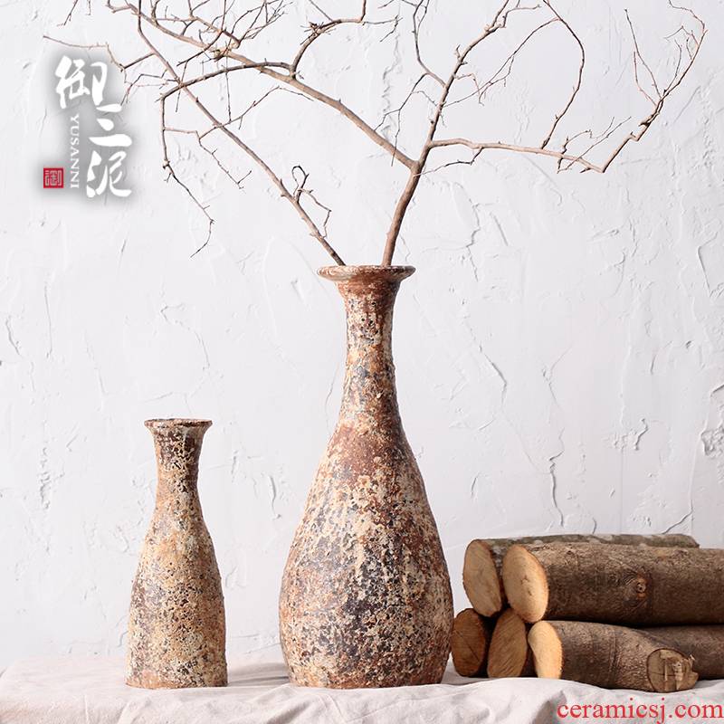 Retro thick clay POTS dry flower adornment furnishing articles teahouse rural ceramic vase planting manual small incision zen flower art