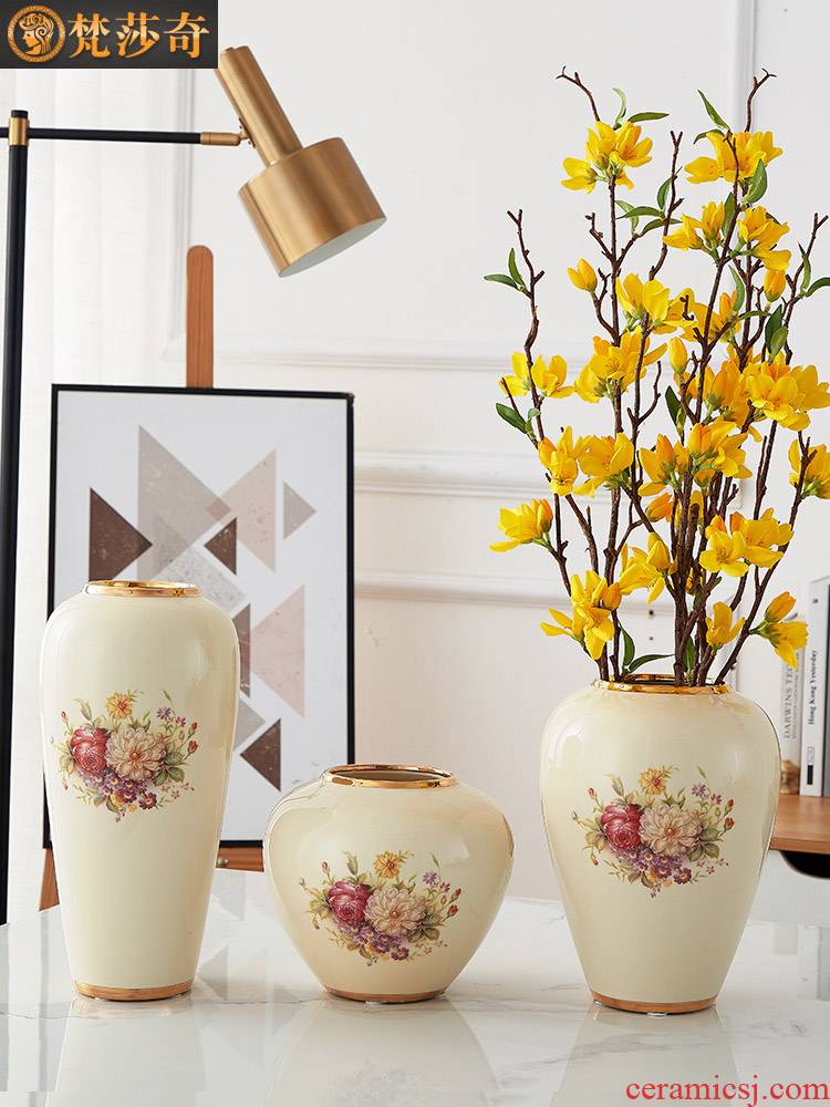 The vase in The Nordic ceramic creative furnishing articles contracted dried flower arranging flowers sitting room adornment TV ark, water raise household decoration