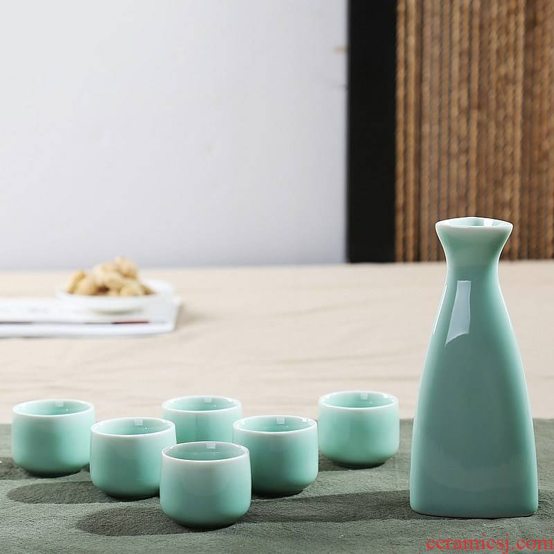 A Warm harbor jingdezhen shadow blue small wine goblet suit household archaize ceramic points liquor bottle thickening