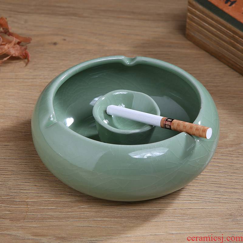 Jingdezhen ceramic crack ashtray home creative Chinese style living room decoration office car imitation of fly ash