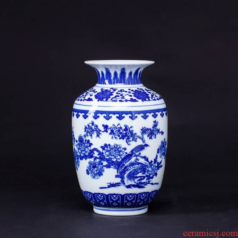 Antique vase of blue and white porcelain of jingdezhen ceramics furnishing articles of Chinese style living room porch flower arranging home decoration arts and crafts
