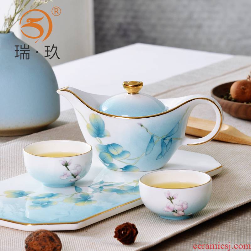 Ipads porcelain kung fu tea set manually paint two teapot teacup tea tray sets of ipads China porcelain tea taking