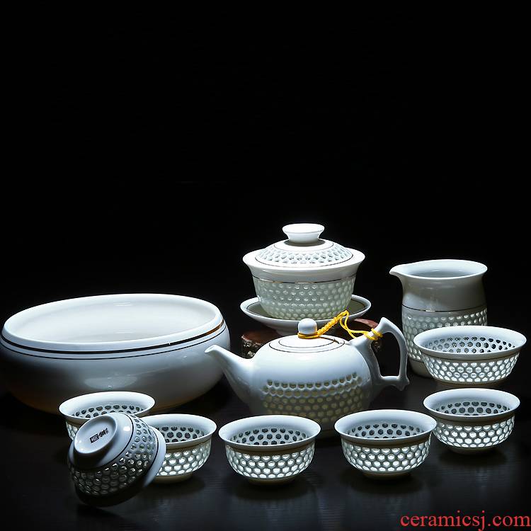 Blue and white porcelain tea set exquisite honeycomb hollow out a whole set of ceramic kung fu tea teapot teacup tea wash tureen