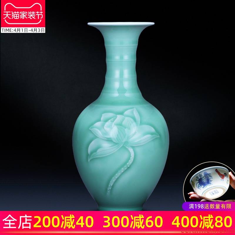 Jingdezhen ceramics reliefs green glaze vase is I and contracted zen household decorates sitting room flower arranging wine furnishing articles