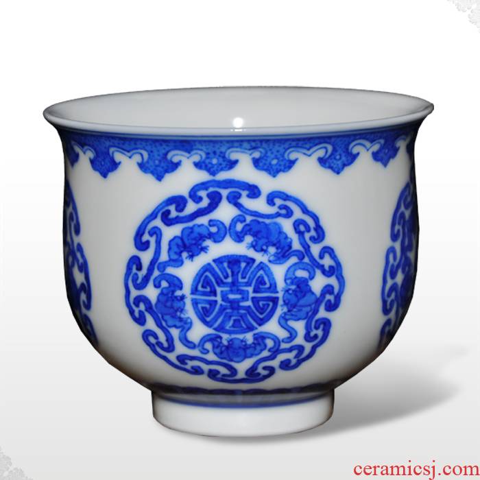 Offered home - cooked in jingdezhen porcelain tea set sample tea cup hand - made porcelain cups pressure hand a cup of tea to use