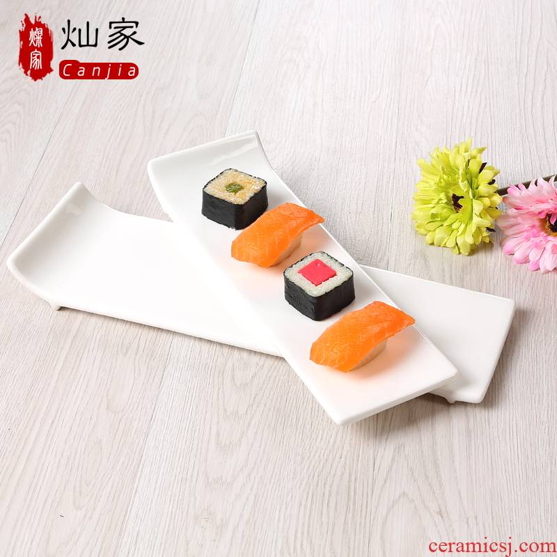 Creative pure white ceramic rectangular plate strip sushi Japanese chicken wings dessert cake plate plate plate