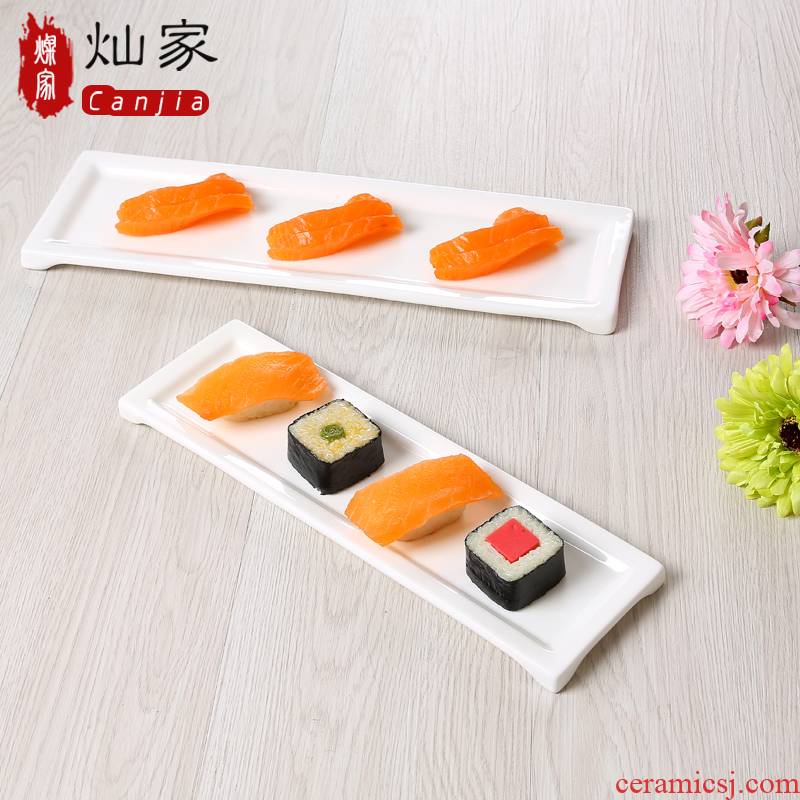 Creative pure white ceramic rectangular plate strip sushi dessert cake Japanese chicken wing plate plate plate