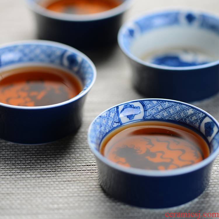 Offered home - cooked in the indigo flowers lion ball wsop cup sample tea cup jingdezhen ceramics by hand a single small tea cups
