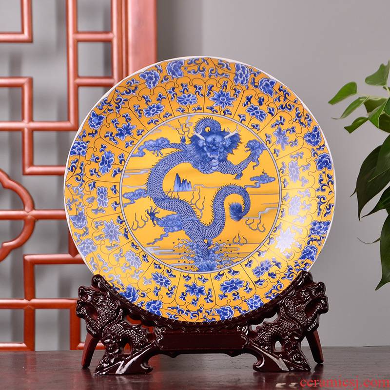 Jingdezhen ceramic decoration plate hanging dish in yellow dragon decorative furnishing articles Z080 household act the role ofing is tasted, the sitting room porch arts and crafts