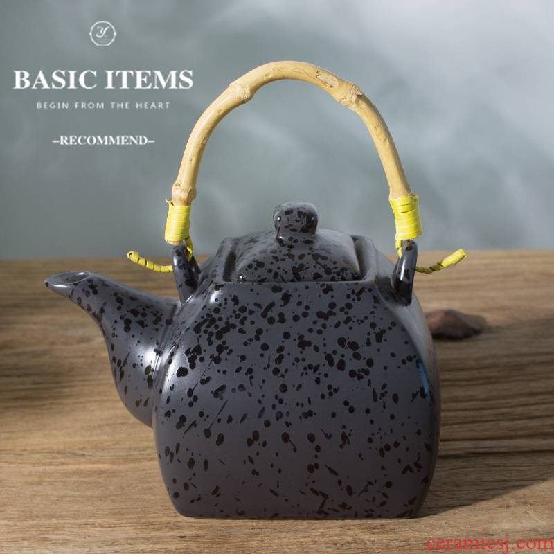 Contracted Japanese ceramic teapot boutique creative cold bottle of tea kettle afternoon tea cool high - temperature package mail kettle
