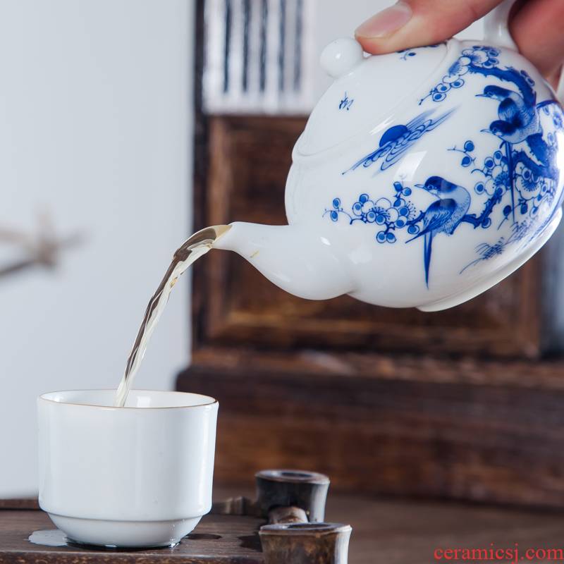 Jingdezhen ceramic hand - made heavy manual blue and white porcelain teapot kung fu tea tea is tea kettle