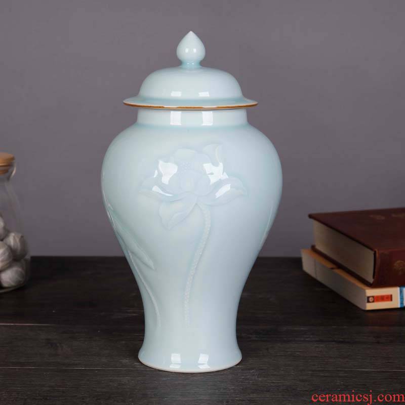 Jingdezhen ceramic household adornment pea green lotus general tank furnishing articles pu 'er tea storage tank of China