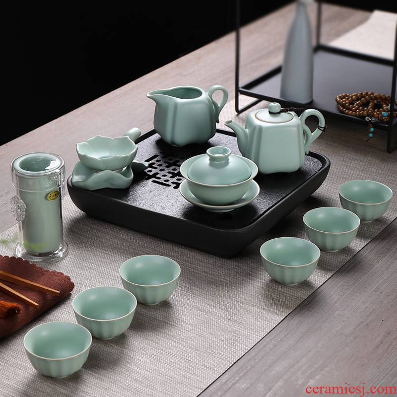 Friends is a complete set of kung fu tea set suits for your up household utensils of pottery and porcelain porcelain teapot tea sea tea wash to black tea
