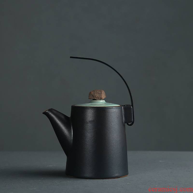 Up with simple teapot Chinese style restoring ancient ways is not ceramic teapot with a leak hole girder pot of tea tea set