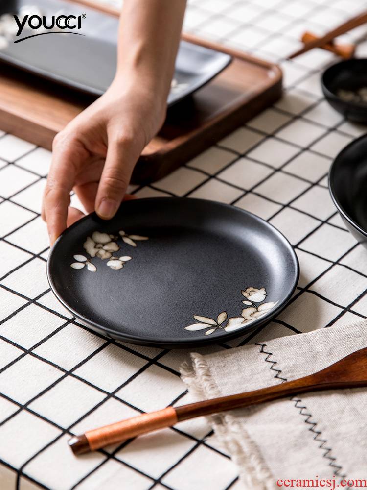 Japanese ceramics circular plate household dish plate small dishes dumplings plate black ipads plate tableware creative breakfast tray