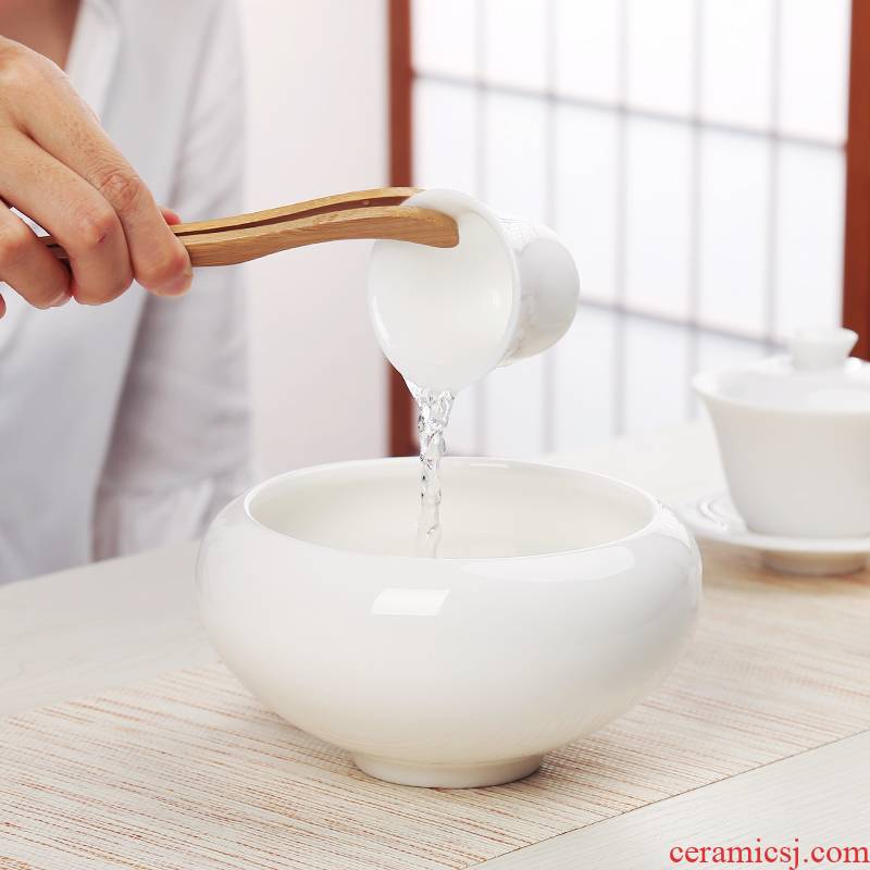 Friend is dry tea tea tea accessories, after the way water jar water white porcelain cup China small bowl type built tea water washing