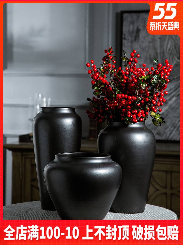 Jingdezhen ceramic vase furnishing articles coarse pottery black contracted dry flower arranging hotel retro hydroponic flower implement creative living room