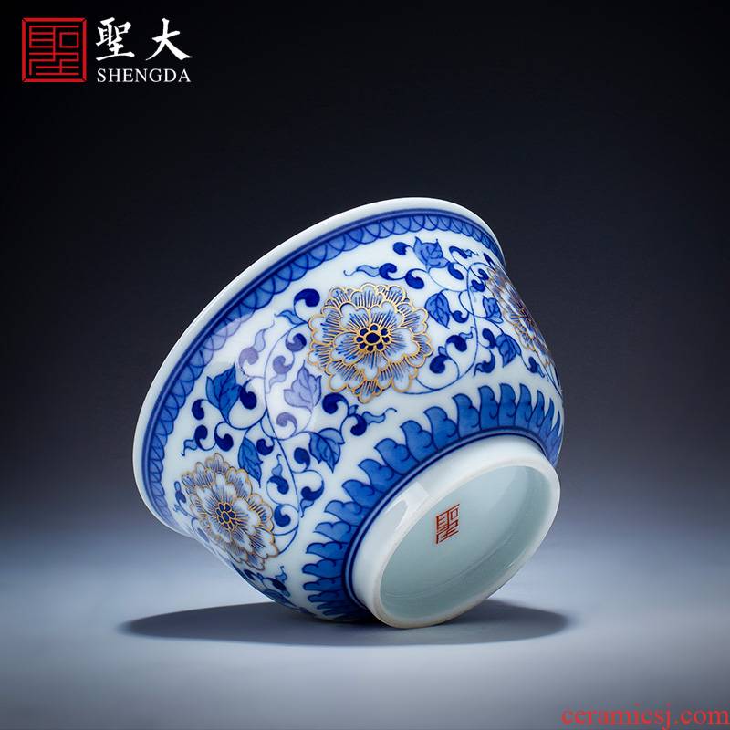 The big blue and white paint renshi peony grains teacups hand - made ceramic kung fu master cup sample tea cup of jingdezhen tea service