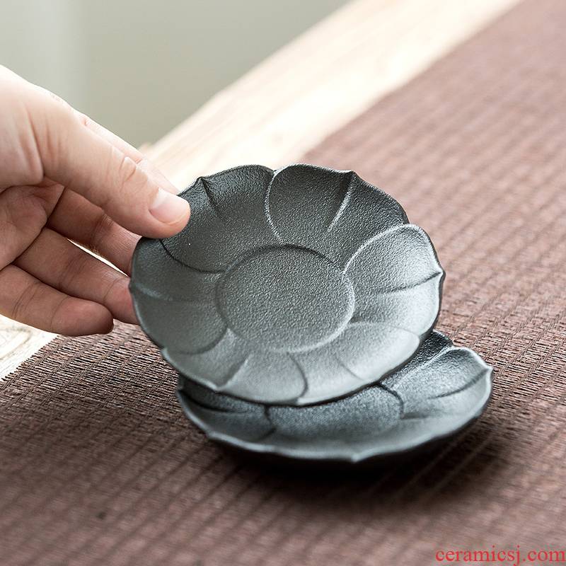 Cup mat, black pottery insulating mat Cup round saucer creative Japanese ceramic kung fu tea tea taking that occupy the home accessories