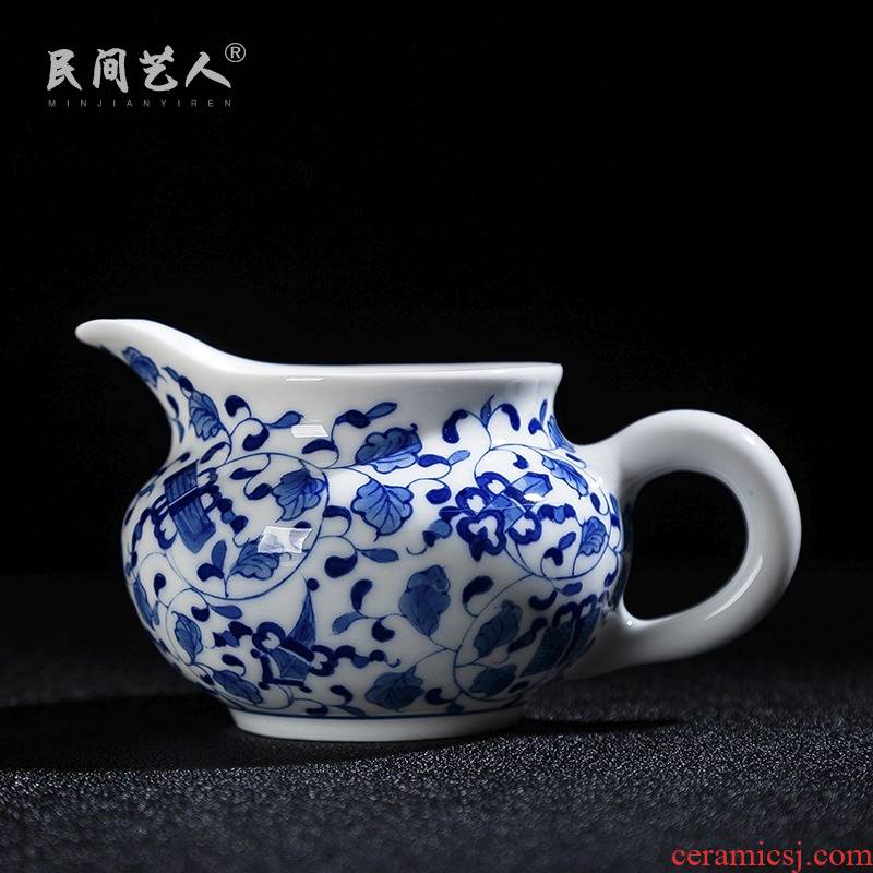 Blue and white porcelain of jingdezhen ceramics hand - made manual kung fu tea accessories fair fair keller cup device and a cup of tea