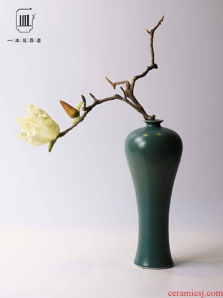 Japan buy antique ceramics of blue green name plum bottle arranging flowers, vases, ceramic vessels Japanese ikebana flower arrangement of restoring ancient ways