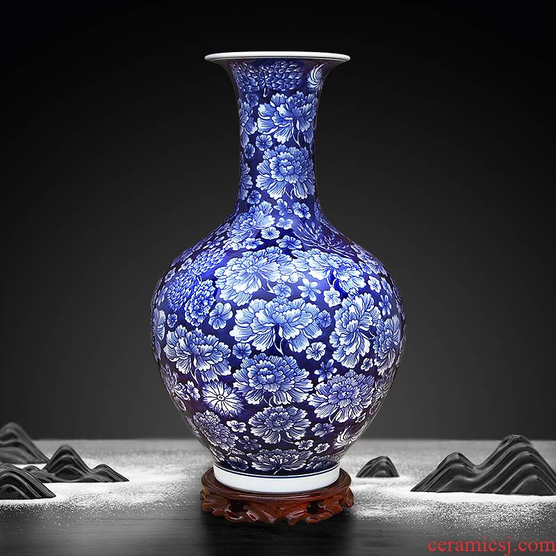 Jingdezhen ceramics furnishing articles traditional Chinese blue and white vase hand - made archaized decorations living room a study place