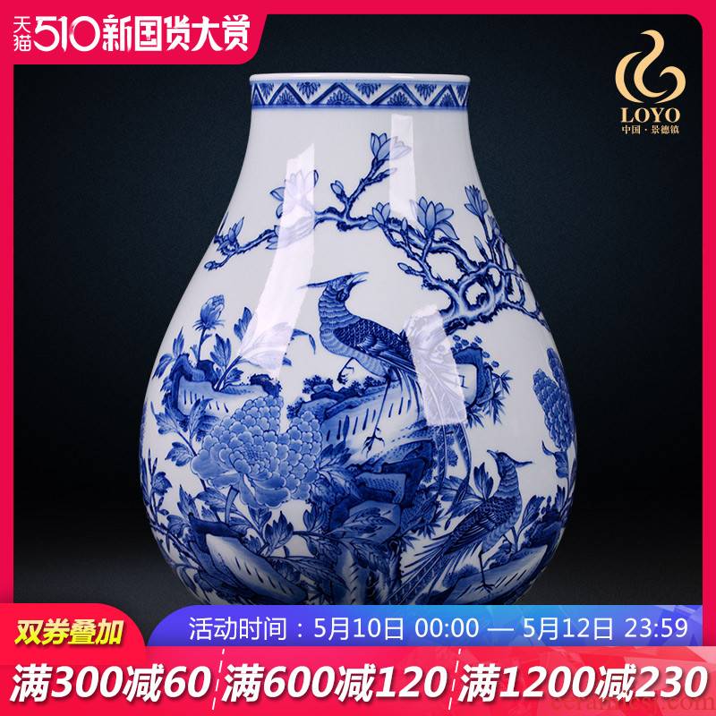 Jingdezhen blue and white vase famous hand - made ceramic archaize sitting room porch office decoration of Chinese style household furnishing articles