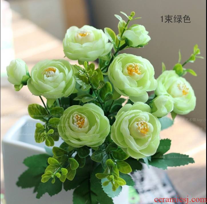 For the simulation of camellia single beam family flower arranging the sitting room the bedroom table cloth flowers, silk flowers, floral ornament