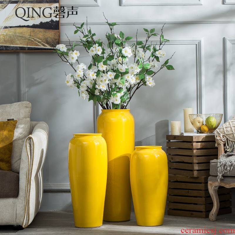 Jingdezhen ceramic vase landing, TV ark, yellow large dry flower arranging I and contracted sitting room adornment furnishing articles