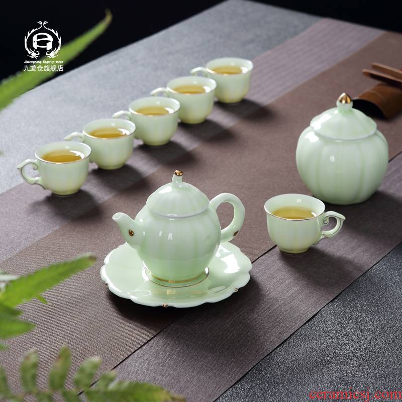 The see colour of a complete set of jingdezhen tea set contracted household celadon ceramic cups tea pot lid bowl of kung fu