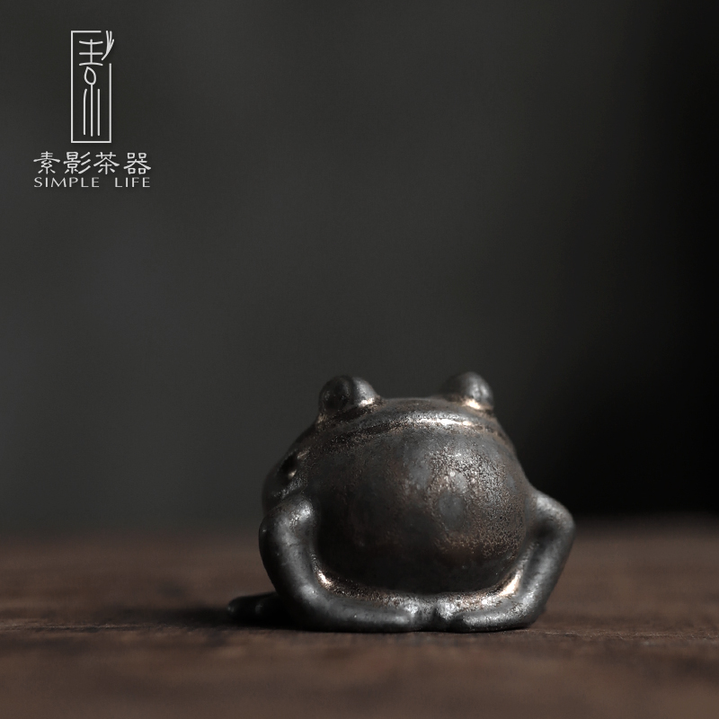 Plain film gold frog type tea pet coarse pottery tea furnishing articles play mini frog tea and move golden frog