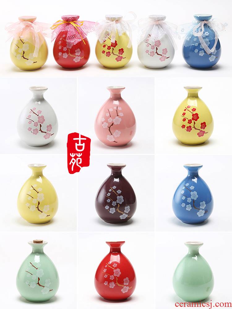 Peach blossom put drunk the wine bottle ancientry flask appearance level fruit wine ms seven two put a jin of soil ceramic bottle is empty