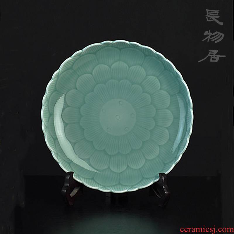 Offered home - cooked in dark blue glaze carving, lotus - shaped grain porcelain jingdezhen ceramic tableware by hand compote dish tray plates