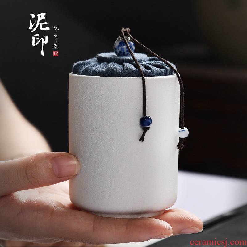 Tea pot ceramic seal shut down 5 fold 】 【 household porcelain jar mini small travel storage tank Tea