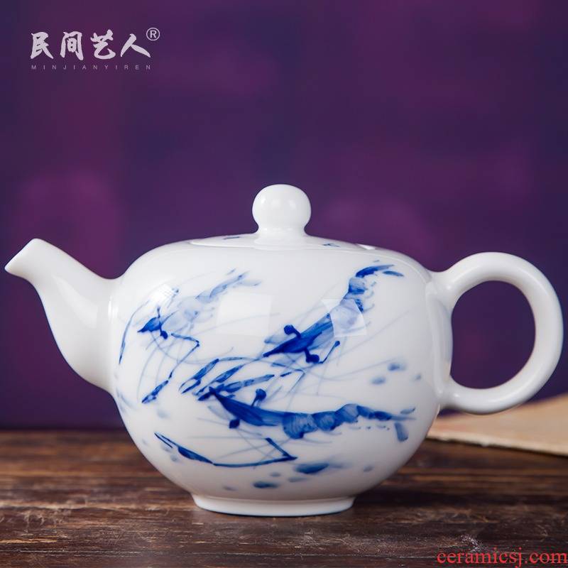 Jingdezhen ceramic painting kung fu tea kettle blue and white porcelain painting tea single pot of tea kettle by hand