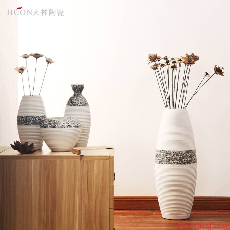 I and contracted three - piece furnishing articles dried flower vase hotel decoration decoration ceramics creative flower flower implement sitting room