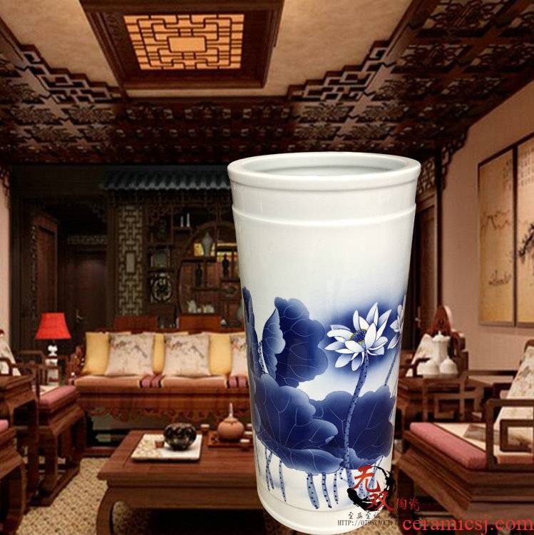 Pottery and porcelain vase landing quiver sword barrel self - flowing classical painting and calligraphy tube celebrity virtuosi hand - made porcelain lotus