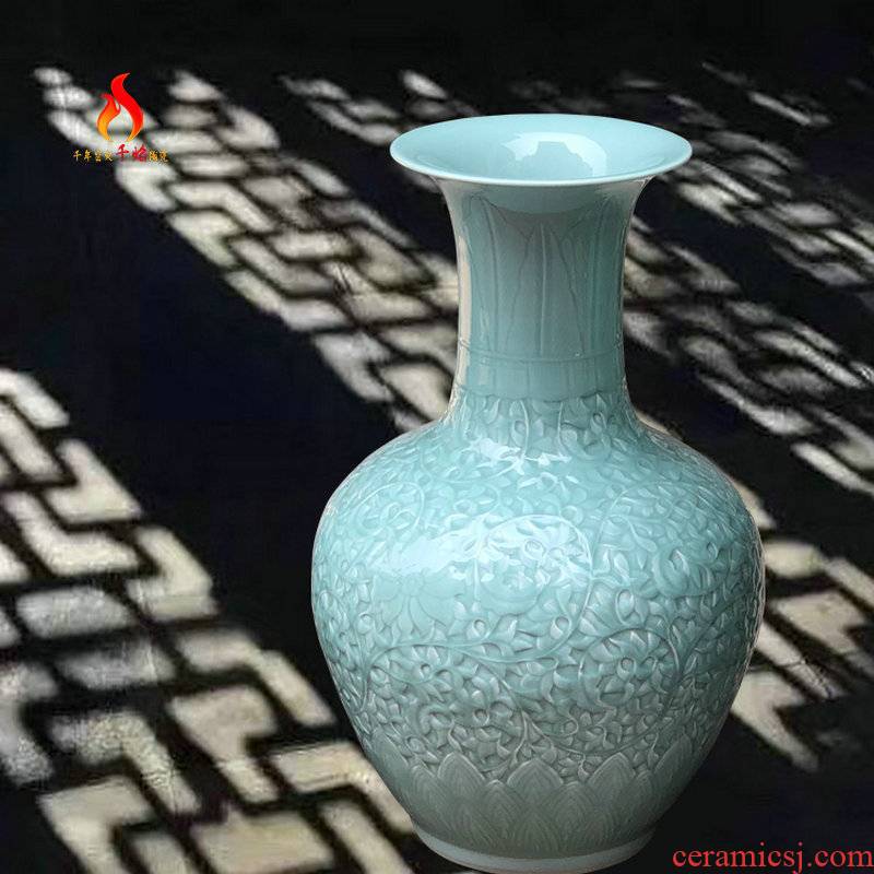 Thousands of flame jingdezhen ceramics vase landing shadow celadon carved lotus flower design Chinese put mesa