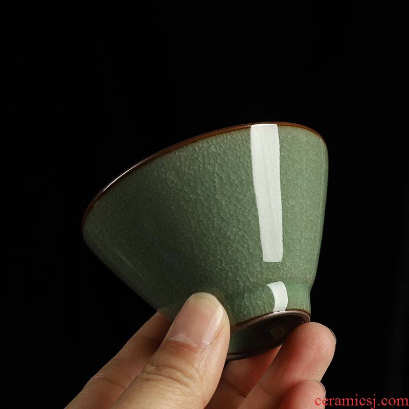 QY poly real scene kung fu tea set Wang Wenyu seed grain by hand to use celadon sample tea cup tea s scrawled, elder brother up