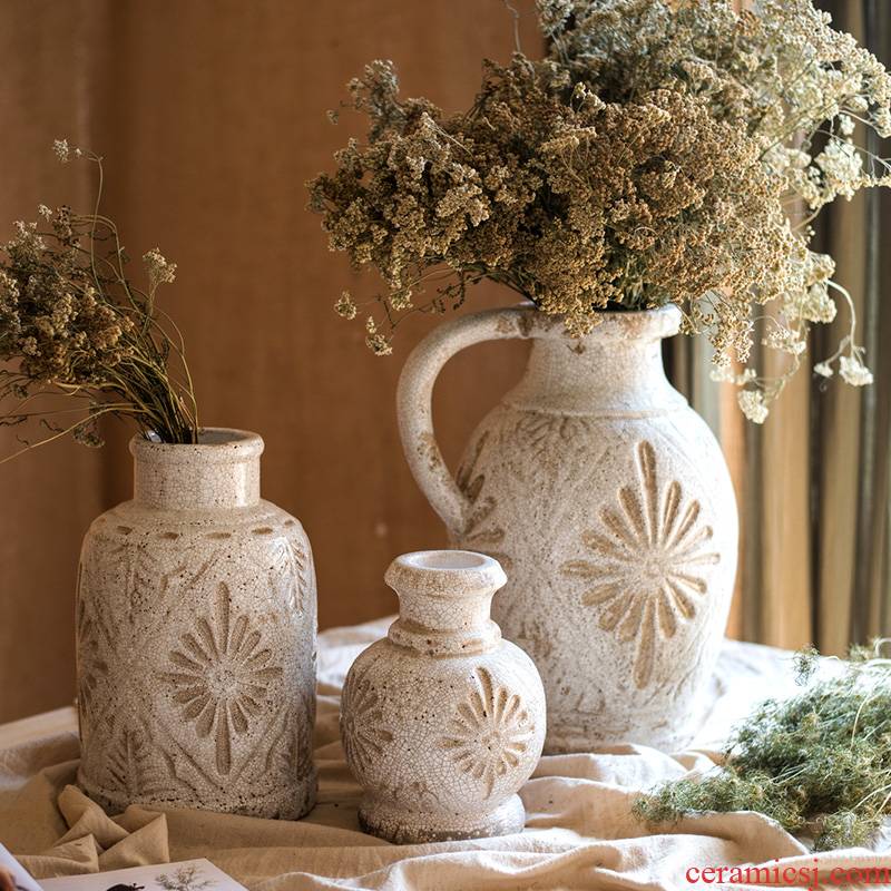 Leaders of culvert French countryside restoring ancient ways of carve patterns or designs on woodwork white porcelain ceramic vases, flower POTS flower implement manual art decoration articles furnishing articles