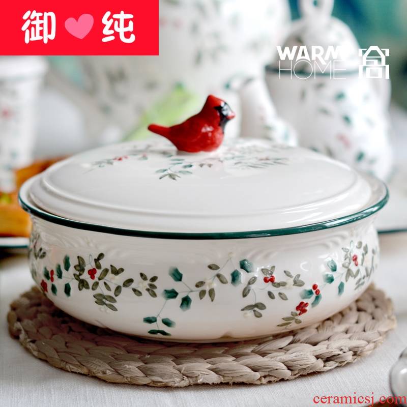 Cardinals Holly berries European ceramic tableware soup pot soup bowl of soup basin hand - made embossed with cover heat coloured drawing or pattern
