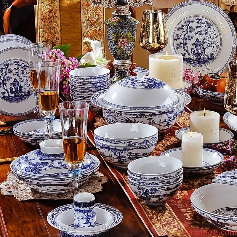60 head antique Red xin jingdezhen blue and white porcelain ceramic tableware suit the fierceness of the classical Chinese style tableware