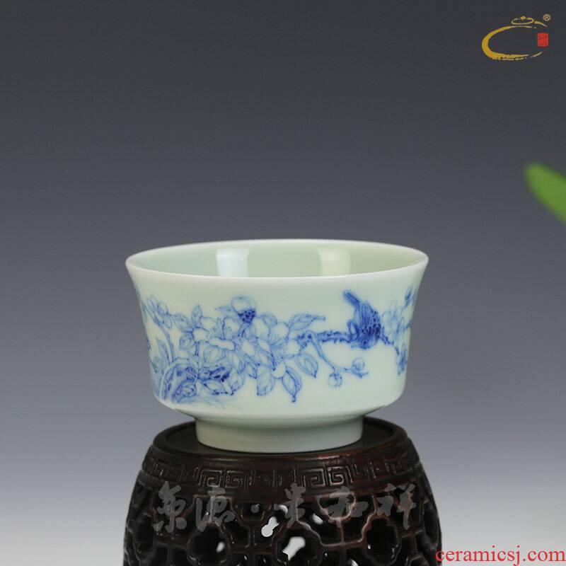 Blue and white painting of flowers and tea cups and auspicious manual pull embryo jingdezhen hand - made sample tea cup kung fu tea bowl cups