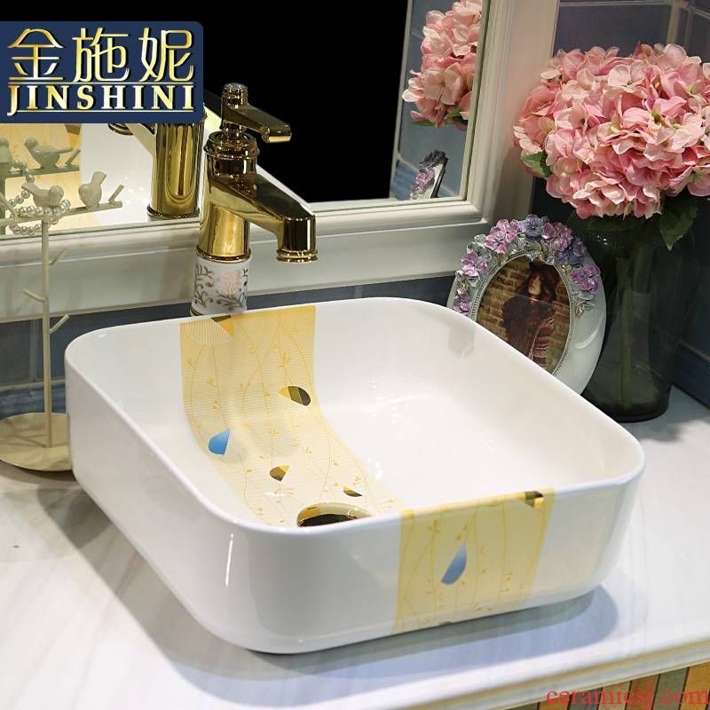 Gold cellnique square on the sink water basin European household ceramics washs a face of the basin that wash a face plate of one meter sunshine