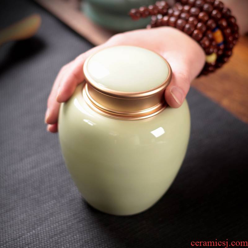 Storage tanks of household ceramics pu 'er tea caddy fixings longquan celadon seal pot large tea POTS, POTS