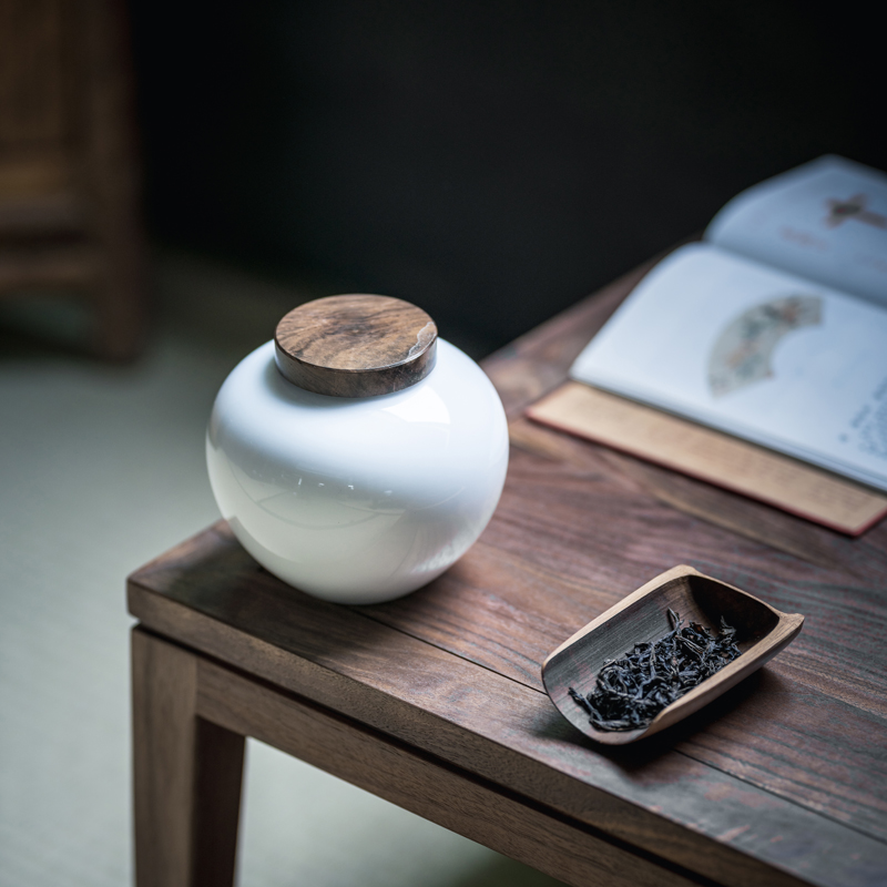 Vegetation school ceramic tea pot of white porcelain wooden cover seal pot receives the size of household black tea pu - erh tea POTS