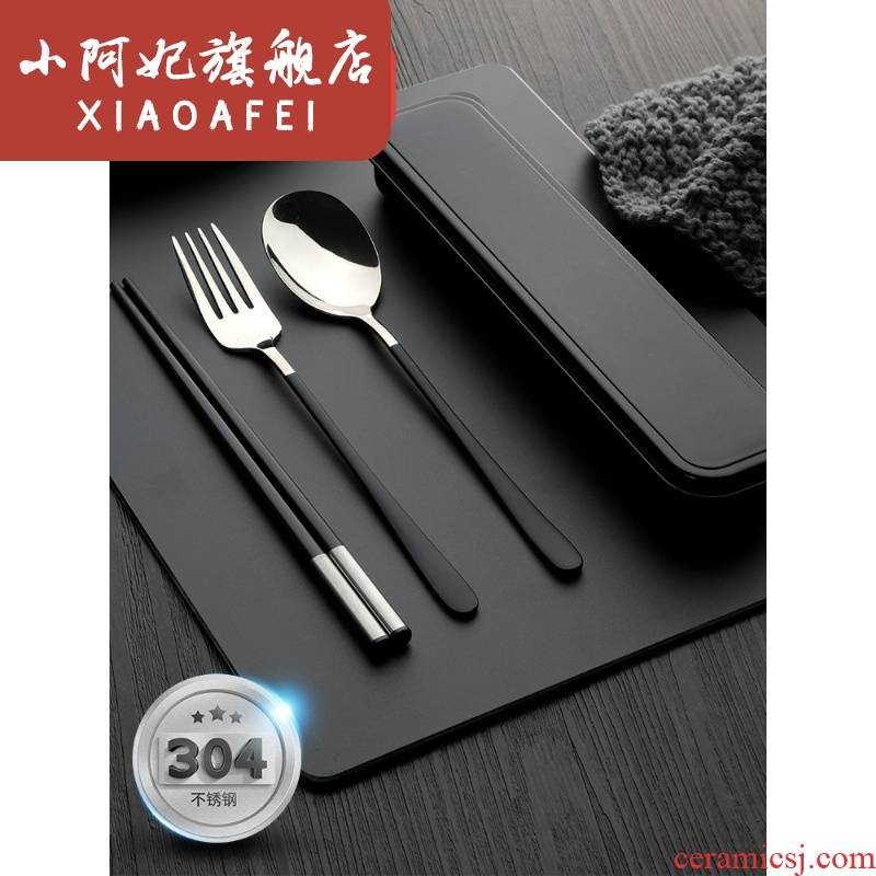 Single carry chopsticks spoons fork suit students receive a stainless steel travel children three - piece cutlery box