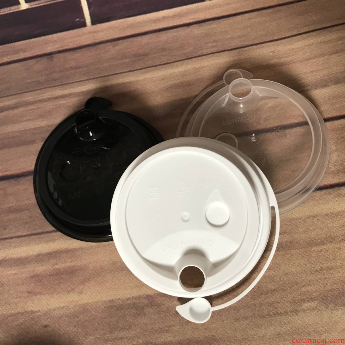 90 caliber one - time leakproof conjoined lid take - out packaging milk tea cover cups leakproof cover plastic cover package mail