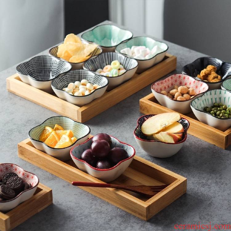 Ceramic snack dried fruit tray was Japanese and wind means dish creative before afternoon tea heart dish restaurant dish of sauce bowl
